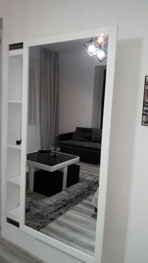Guest House In Avlabari Tbilisi Eksteriør bilde
